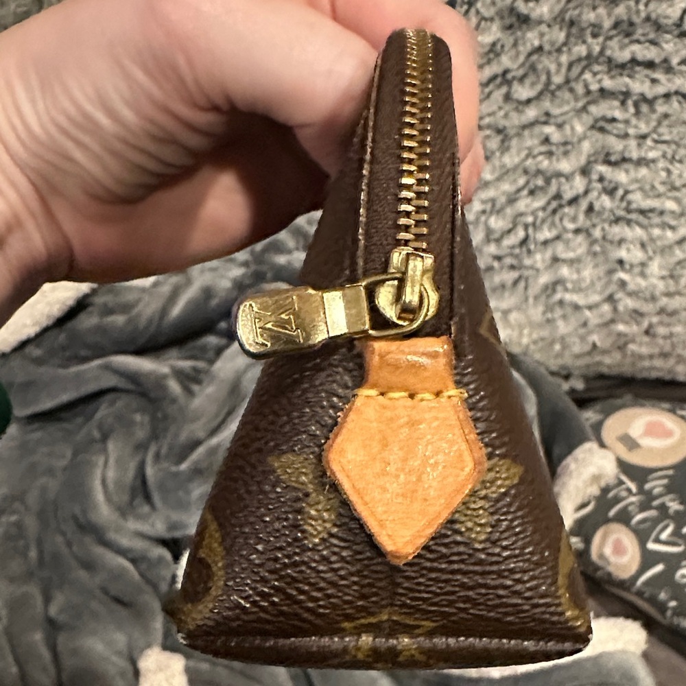 Authentic Louis Vuitton Brown and Tan Monogram Cosmetic Pouch - Picture 2 of 10